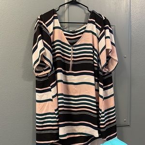 Striped zipper front blouse ✨✨Great condition ✨✨